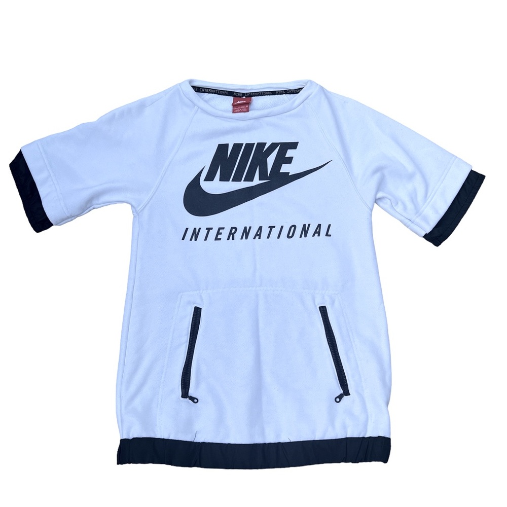 Retro Vintage Nike International Shirt Size XS‎